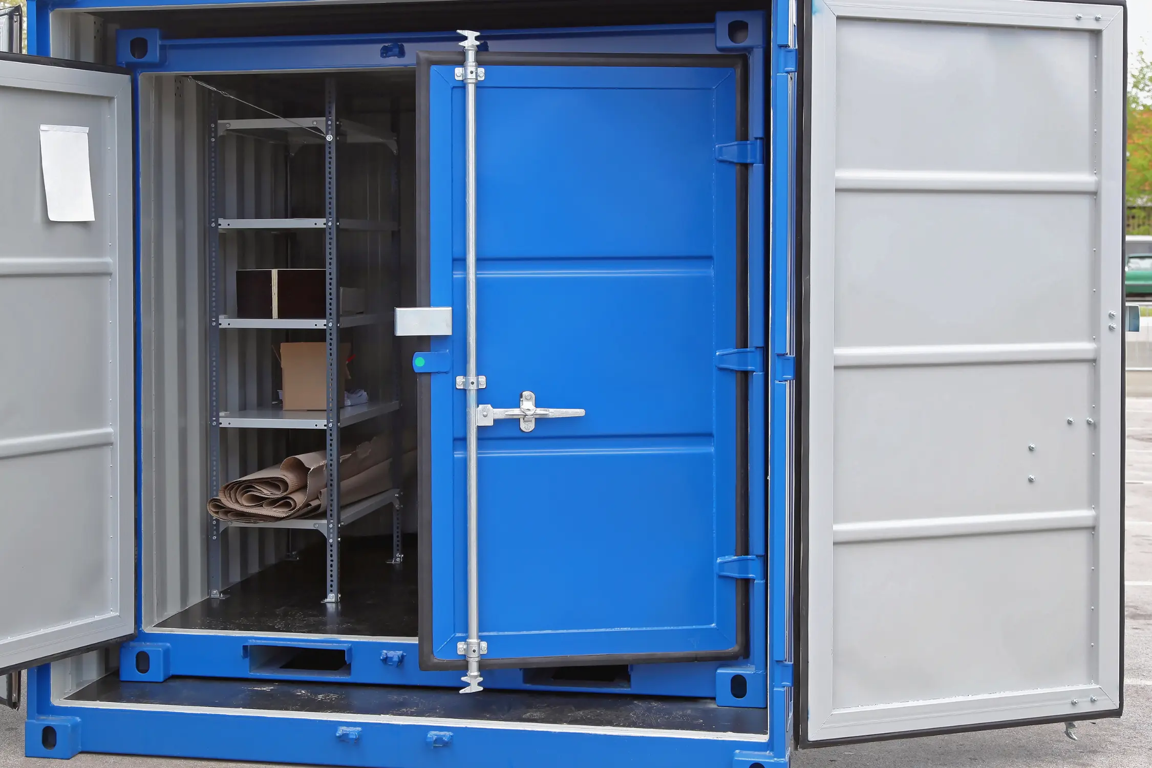 Container devanning in Wolverhampton